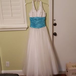Camille La Vie Prom Quincinera Dress Petite Size 2